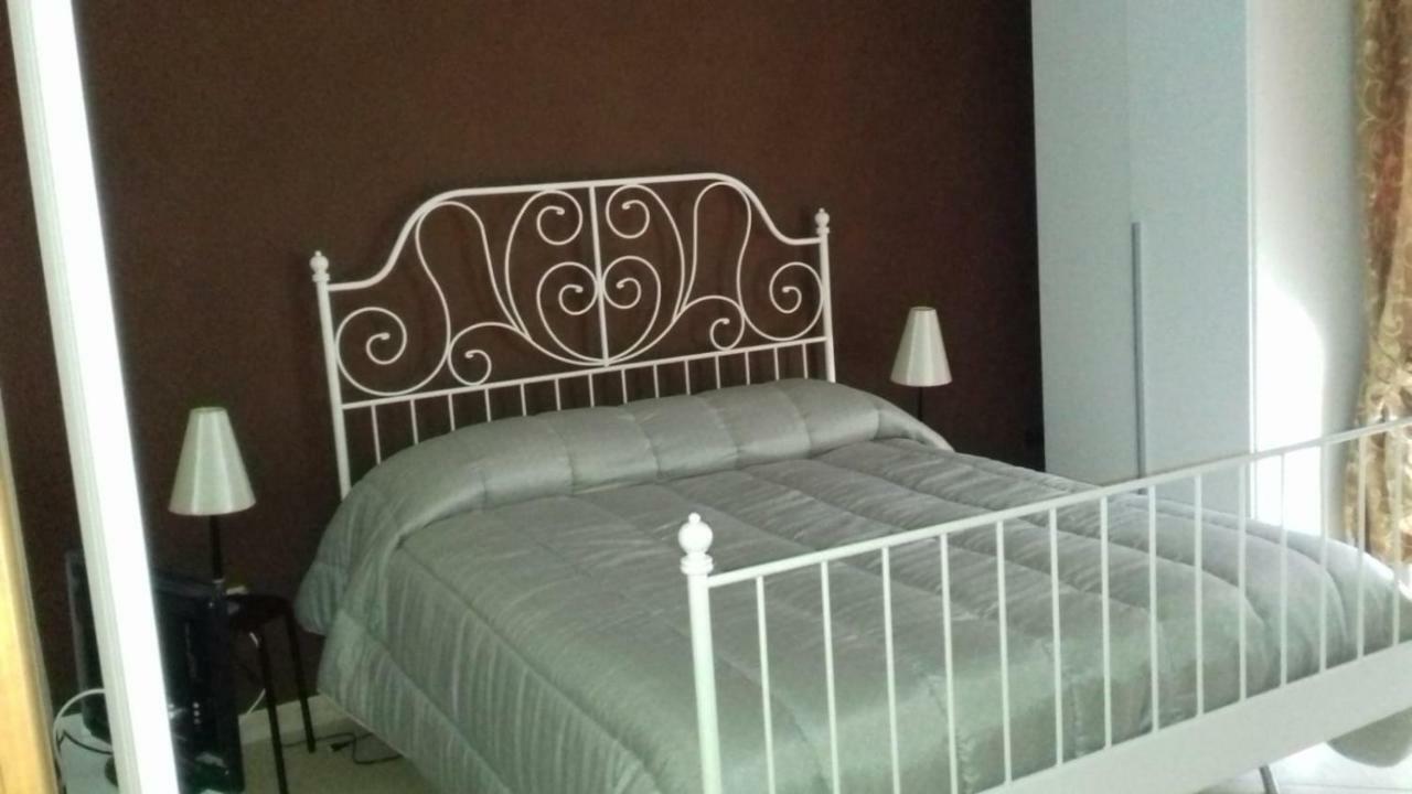 Bed and Breakfast Casa Family & Friends Salerno Zewnętrze zdjęcie